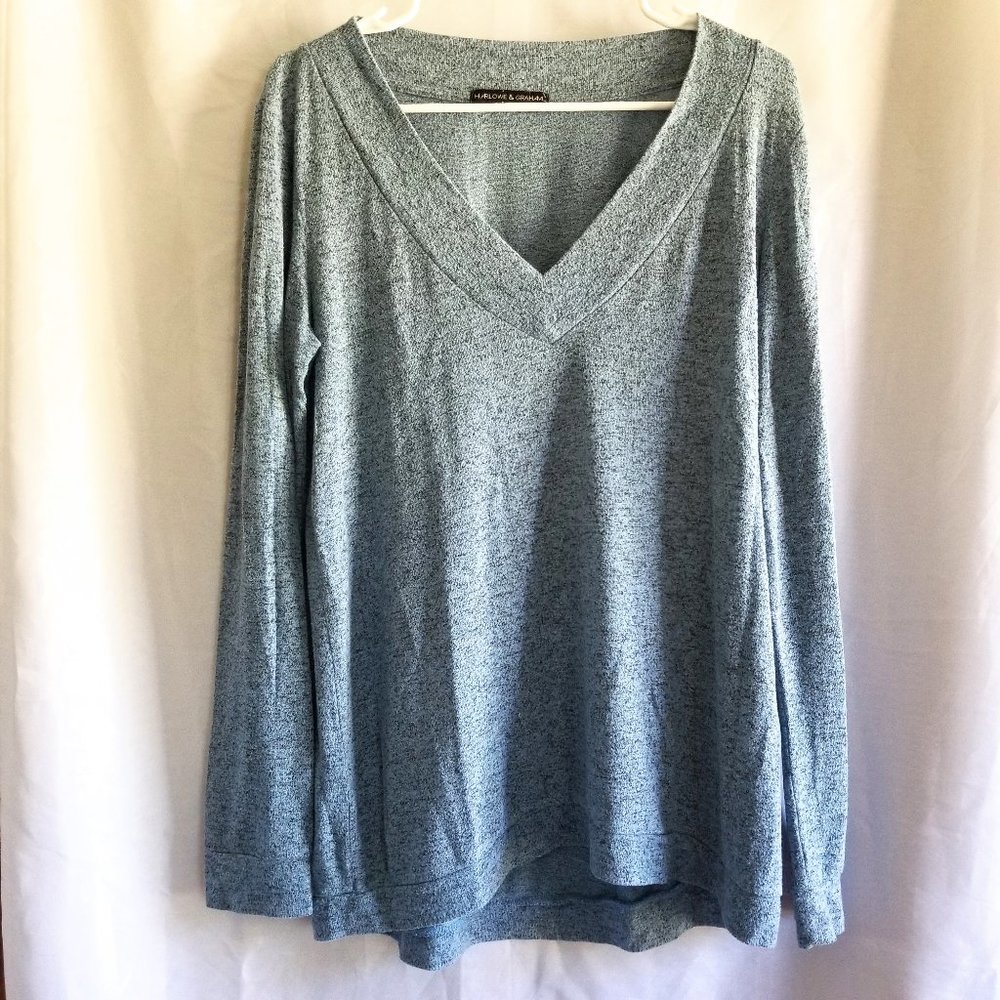 3/$20 Harlowe & Graham Blue V-Neck  Pullover Sweater